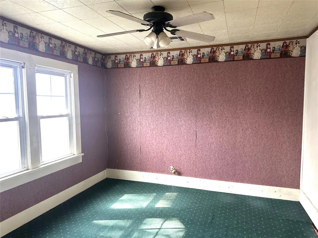Photo 12 — 413 Main Street, Maysville, OK 73057