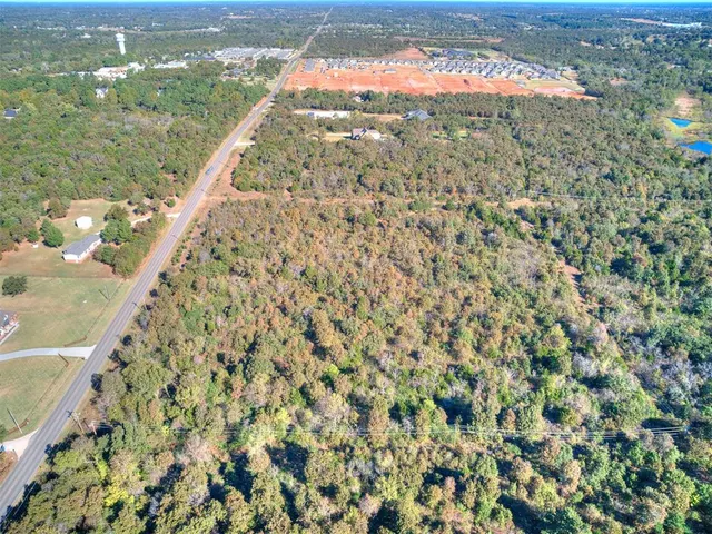 Photo 6 — 460 N Hiwassee Road, Choctaw, OK 73020