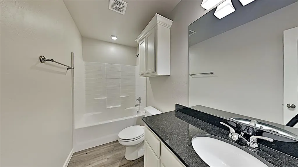 Photo 13 — 11224 Howard Drive, Oklahoma City, OK 73114