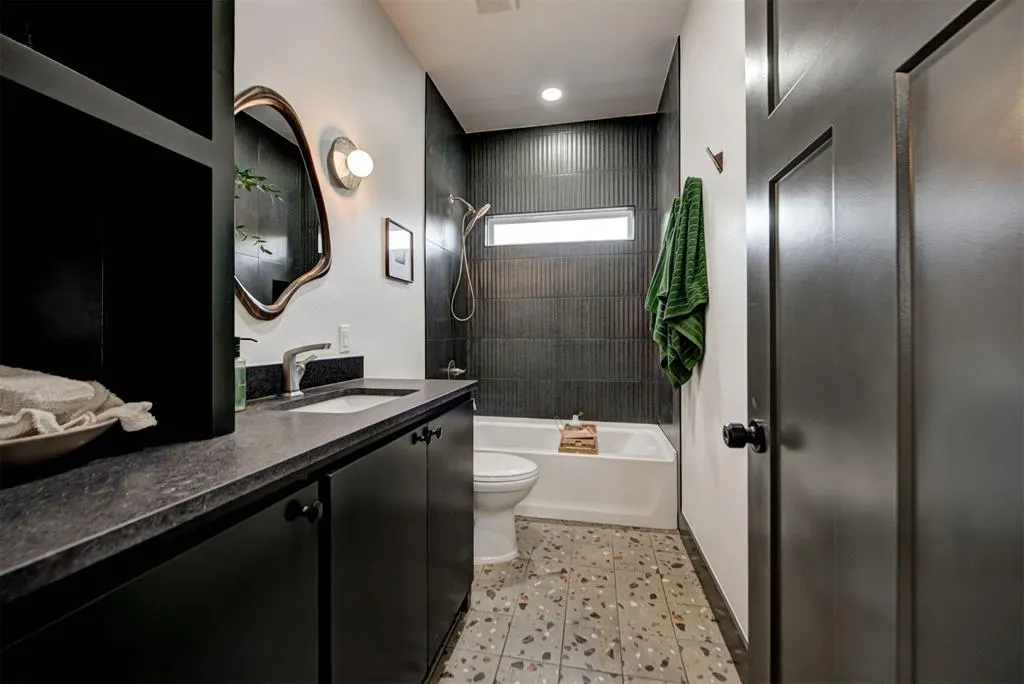 Photo 43 — 520 SW 31st Street, Oklahoma City, OK 73109