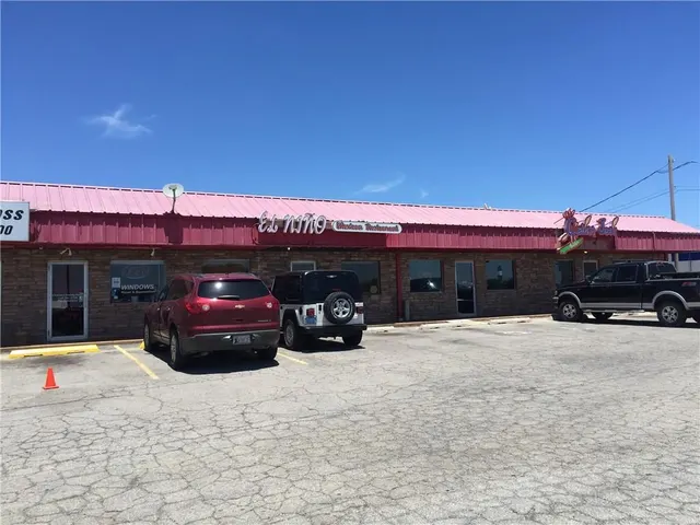 Photo 3 — 21001 SE 29th Street A, Harrah, OK 73045