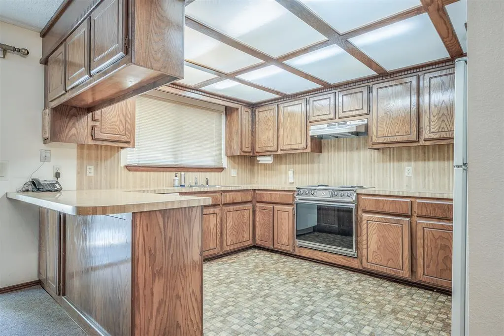 Photo 25 — 10305 S Fairview Drive, Oklahoma City, OK 73159