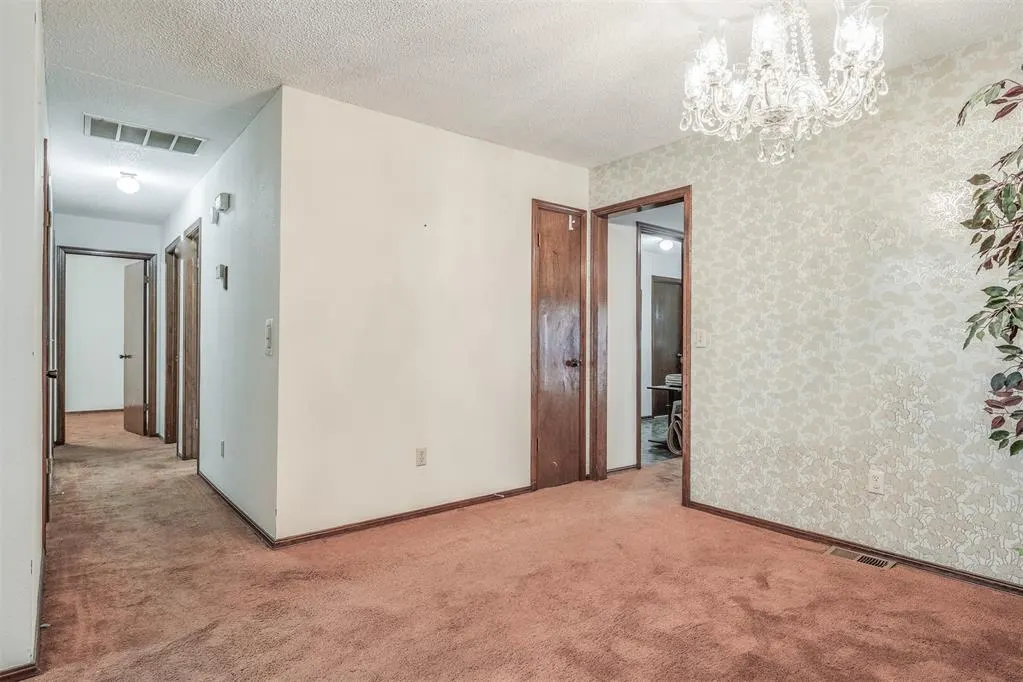 Photo 27 — 10305 S Fairview Drive, Oklahoma City, OK 73159