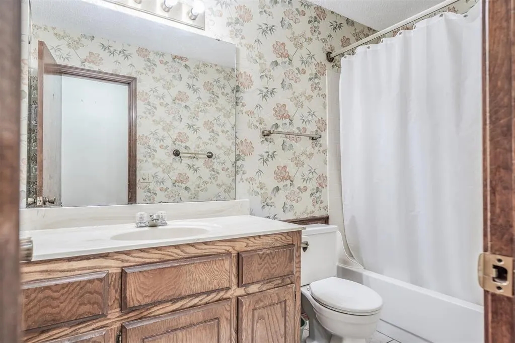 Photo 28 — 10305 S Fairview Drive, Oklahoma City, OK 73159