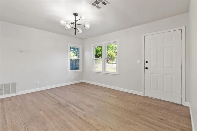 Photo 7 — 2332 NW 36th Street, Oklahoma City, OK 73112
