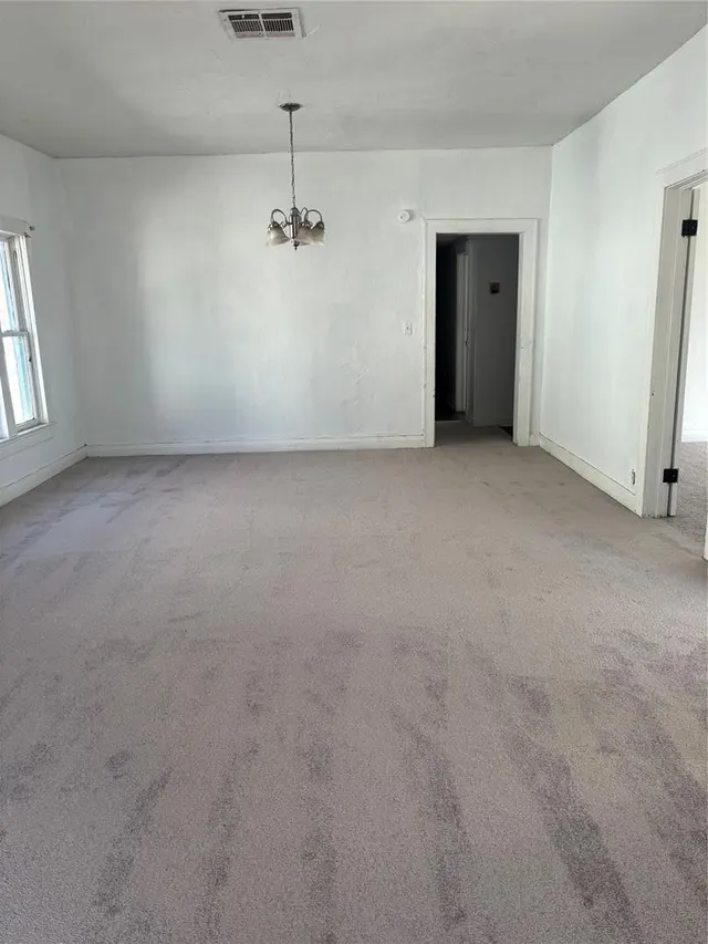Photo 4 — 641 N Broadway, Shawnee, OK 74801