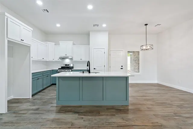 Photo 6 — 3205 NE 20th Street, Oklahoma City, OK 73121