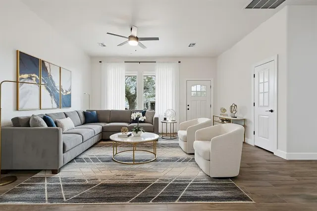 Photo 3 — 3205 NE 20th Street, Oklahoma City, OK 73121