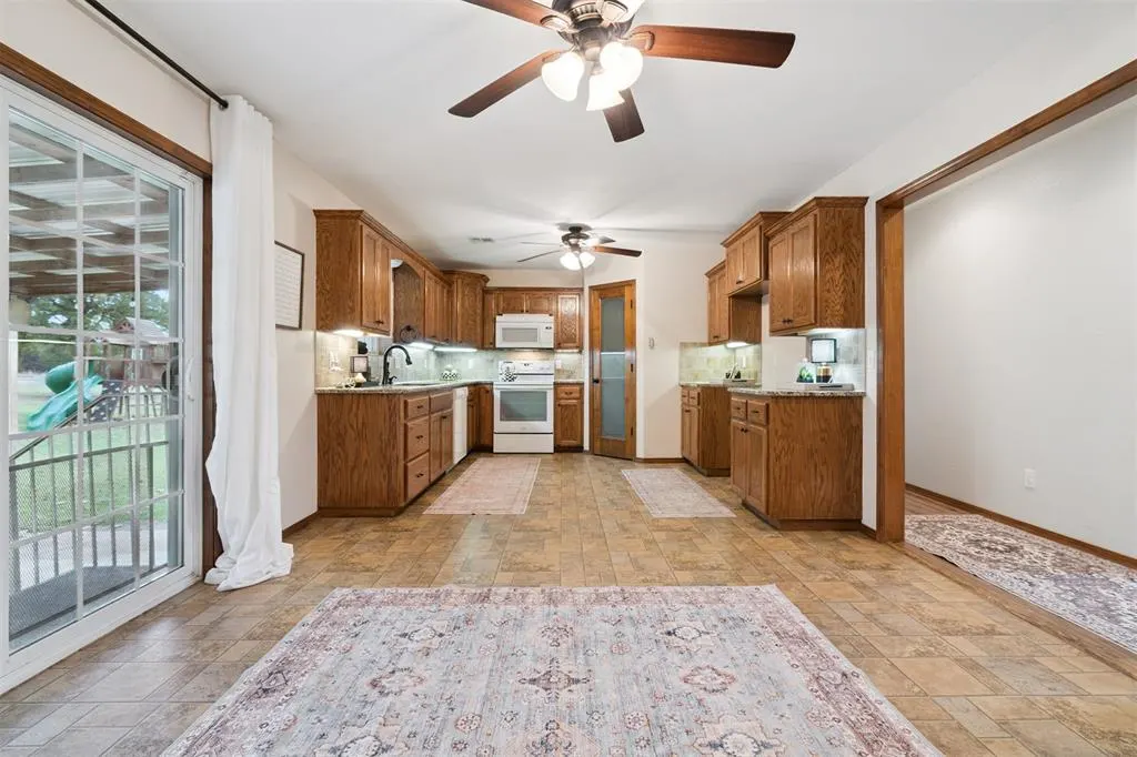 Photo 15 — 3718 N Bryan Avenue, Shawnee, OK 74804
