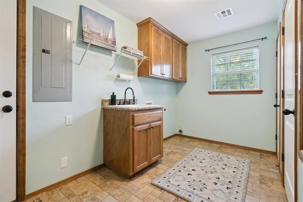 Photo 35 — 3718 N Bryan Avenue, Shawnee, OK 74804