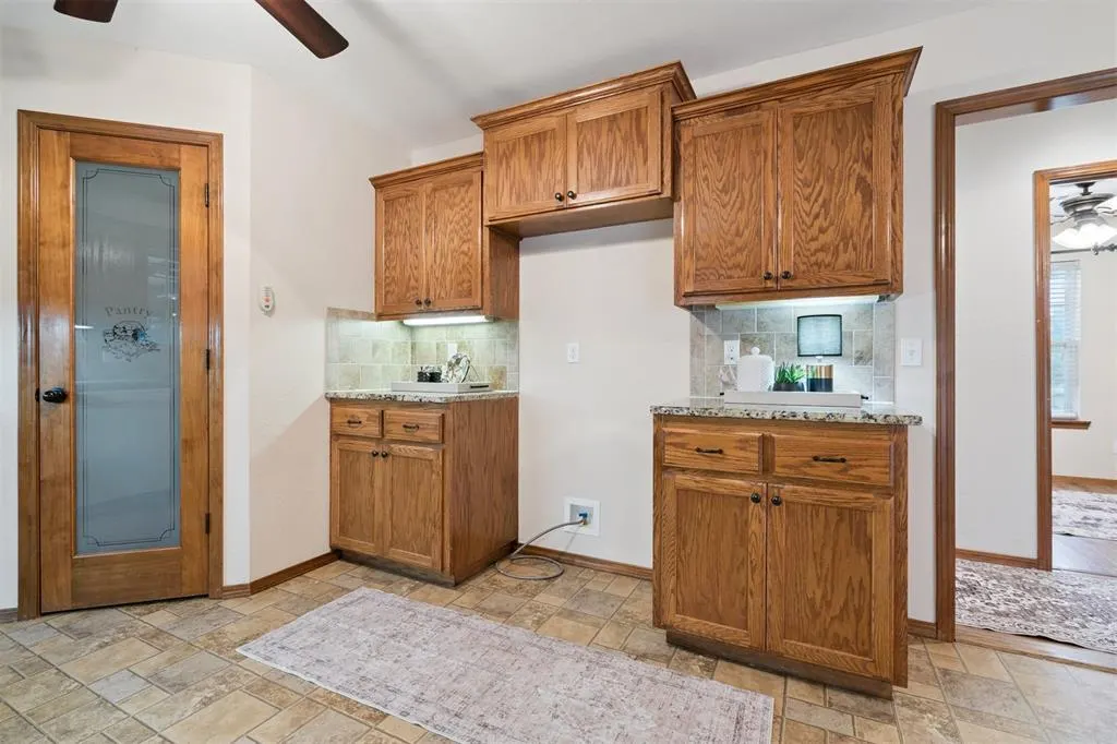 Photo 19 — 3718 N Bryan Avenue, Shawnee, OK 74804