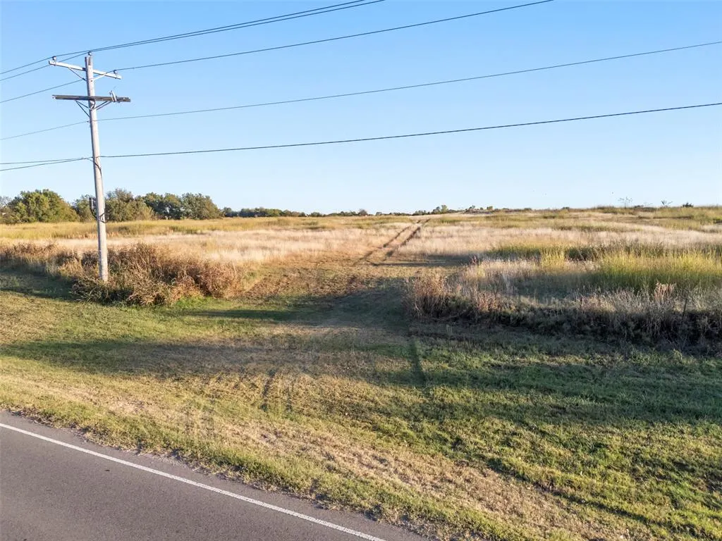Photo 2 — 5820 E Etowah Road, Noble, OK 73068