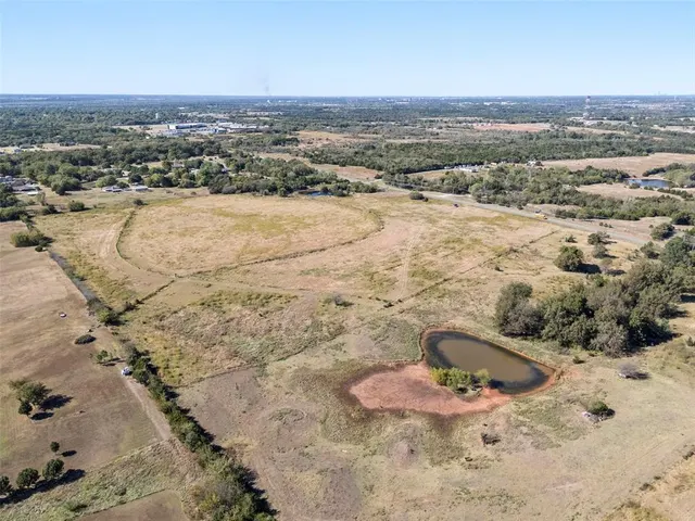 Photo 8 — 5820 E Etowah Road, Noble, OK 73068