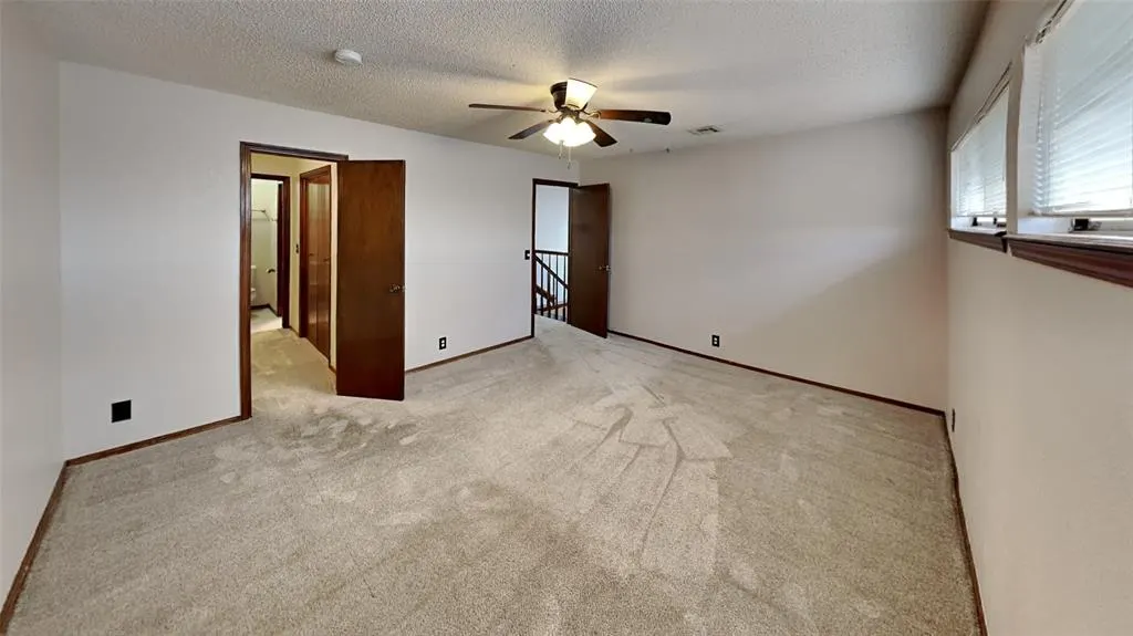 Photo 16 — 4723 Hemlock Lane, Oklahoma City, OK 73162