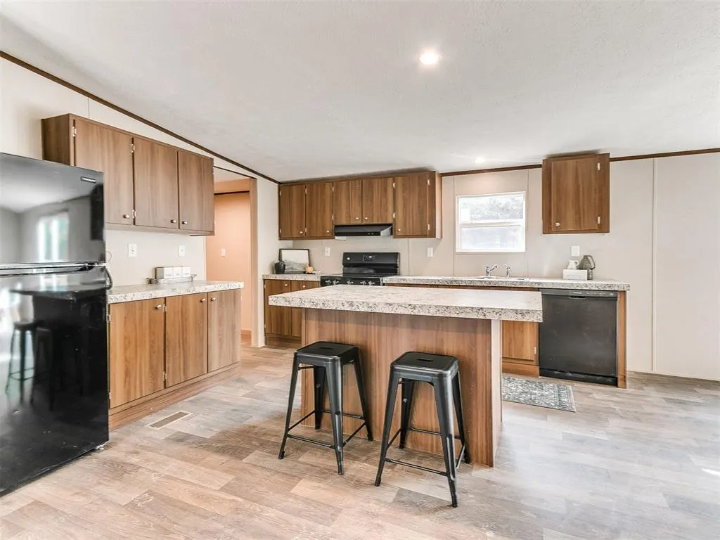 Photo 15 — 10635 N Luther Road, Jones, OK 73049