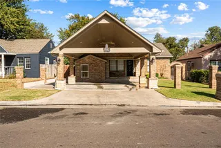 Sold home at 1033 SW Binkley Street