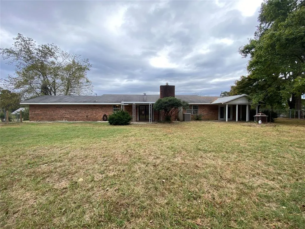 Photo 3 — 123 Randall Road, Broken Bow, OK 74728