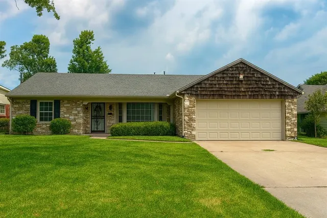 Front exterior — 4061 NW 60th Street, Oklahoma City, OK 73112