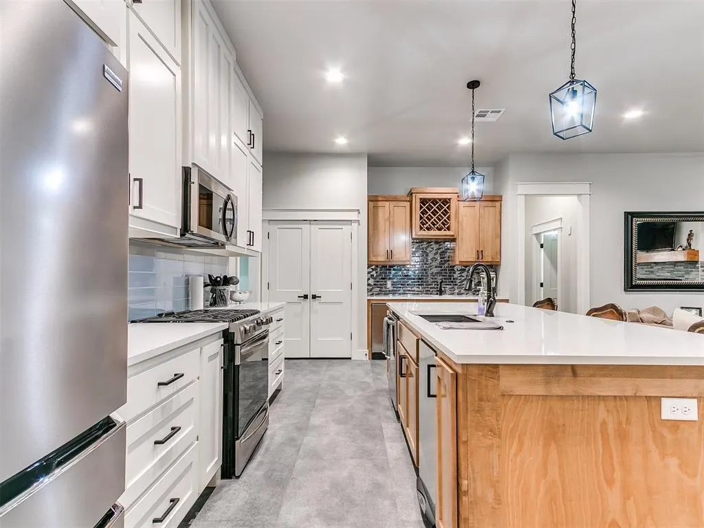 Photo 13 — 10105 Cedar Valley Circle, Guthrie, OK 73044