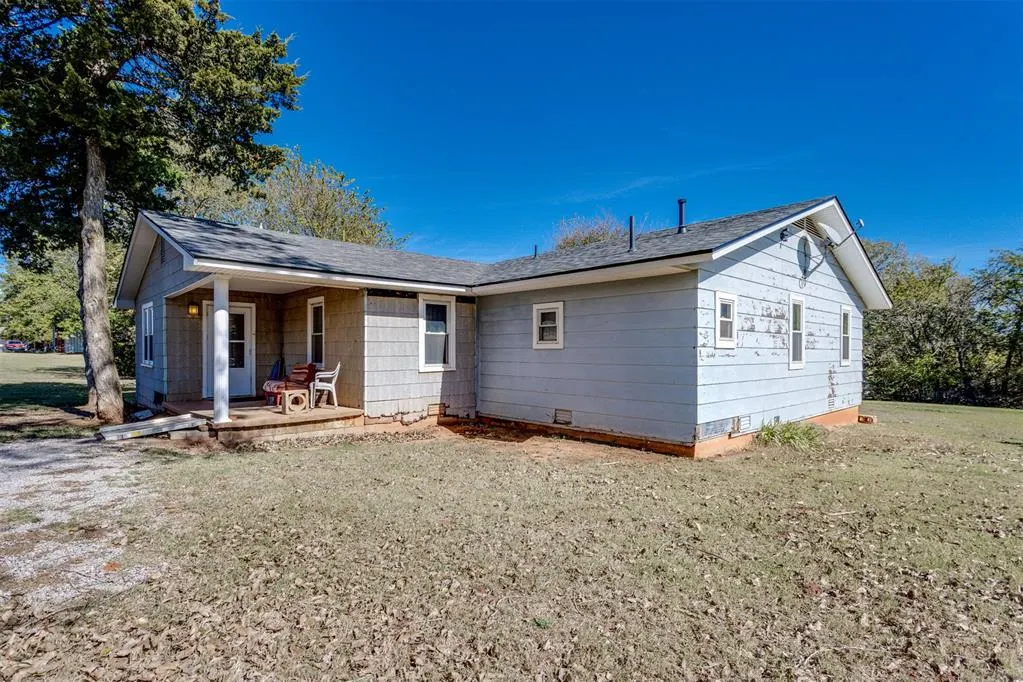 Photo 3 — 942 N Macarthur Avenue, Blanchard, OK 73010