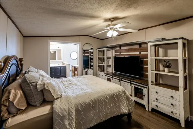 Photo 8 — 302 N 8th Street, Hammon, OK 73650