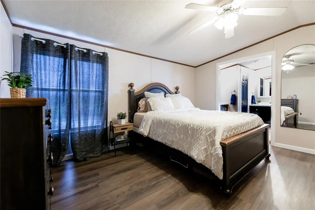 Photo 9 — 302 N 8th Street, Hammon, OK 73650