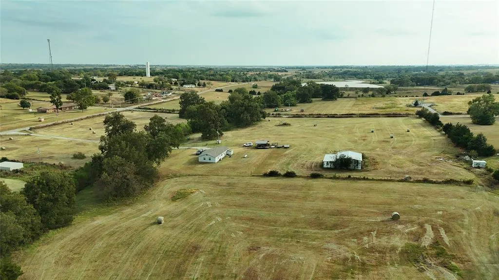 Photo 12 — 12918 N County Road 3130, Maysville, OK 73057