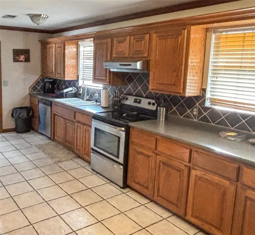 Photo 15 — 12918 N County Road 3130, Maysville, OK 73057