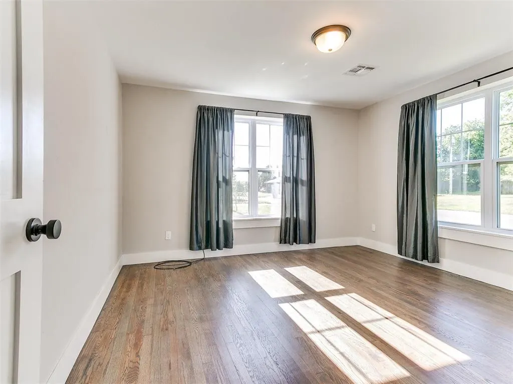 Photo 15 — 1127 S 19th Street, Chickasha, OK 73018