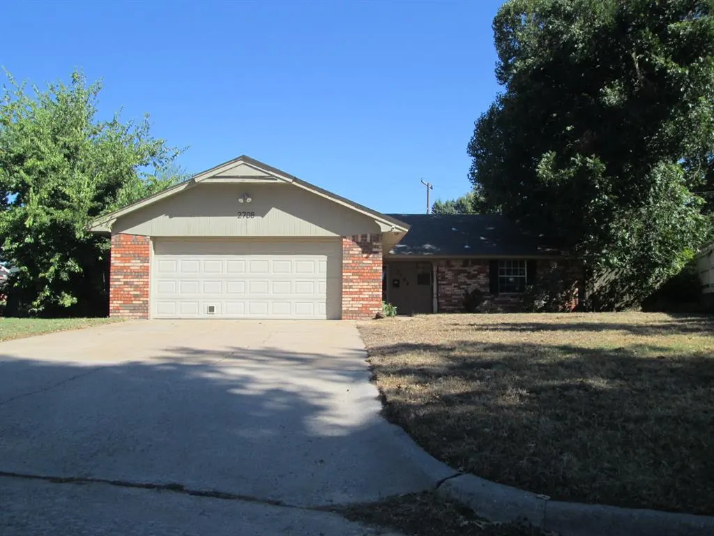 Front exterior — 2708 N Terry Avenue, Bethany, OK 73008