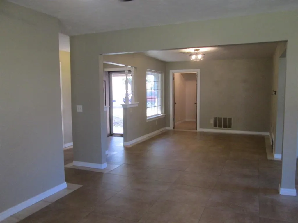 Photo 16 — 2708 N Terry Avenue, Bethany, OK 73008