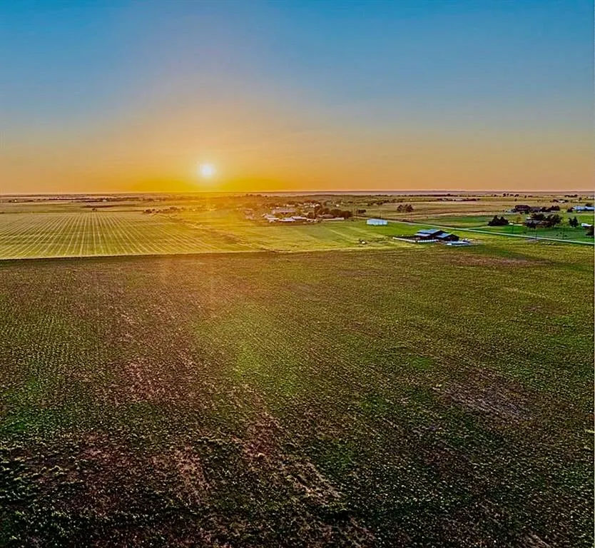 Photo 19 — Address unavailable, Altus, OK 73521