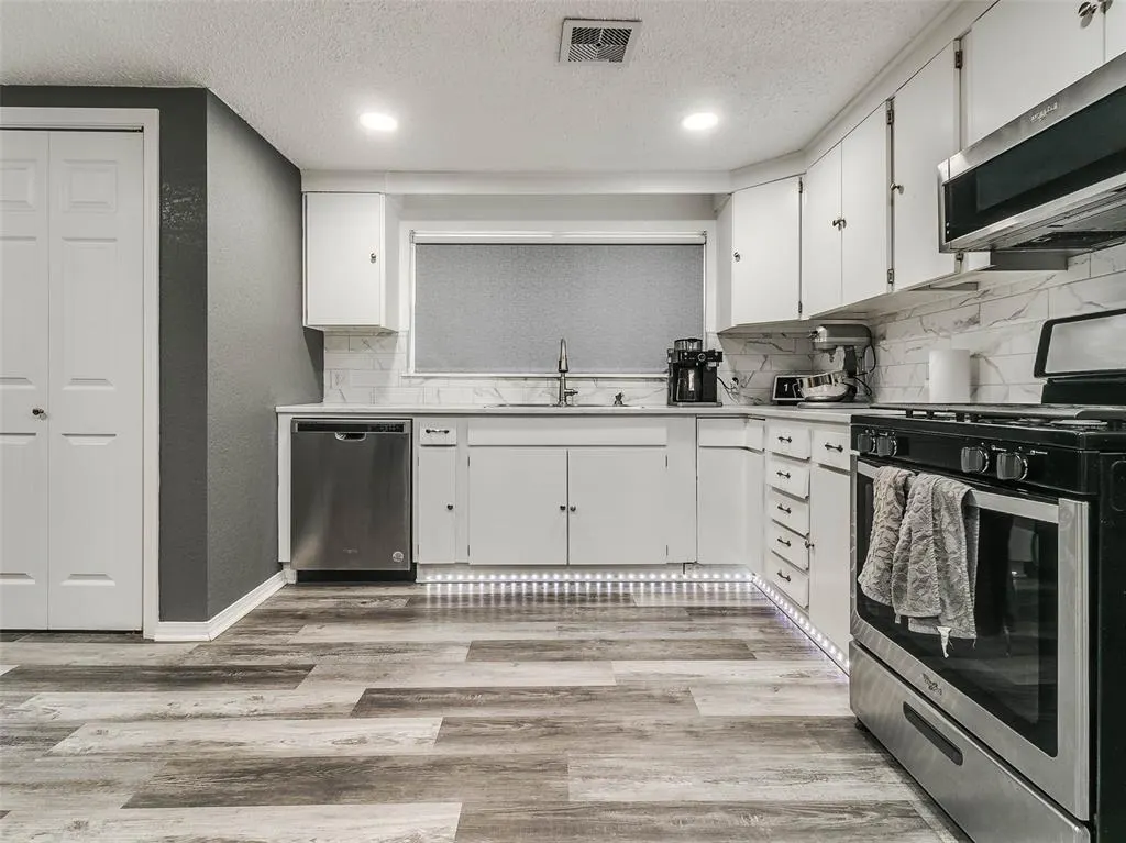 Photo 18 — 701 S Second Avenue, Stroud, OK 74079