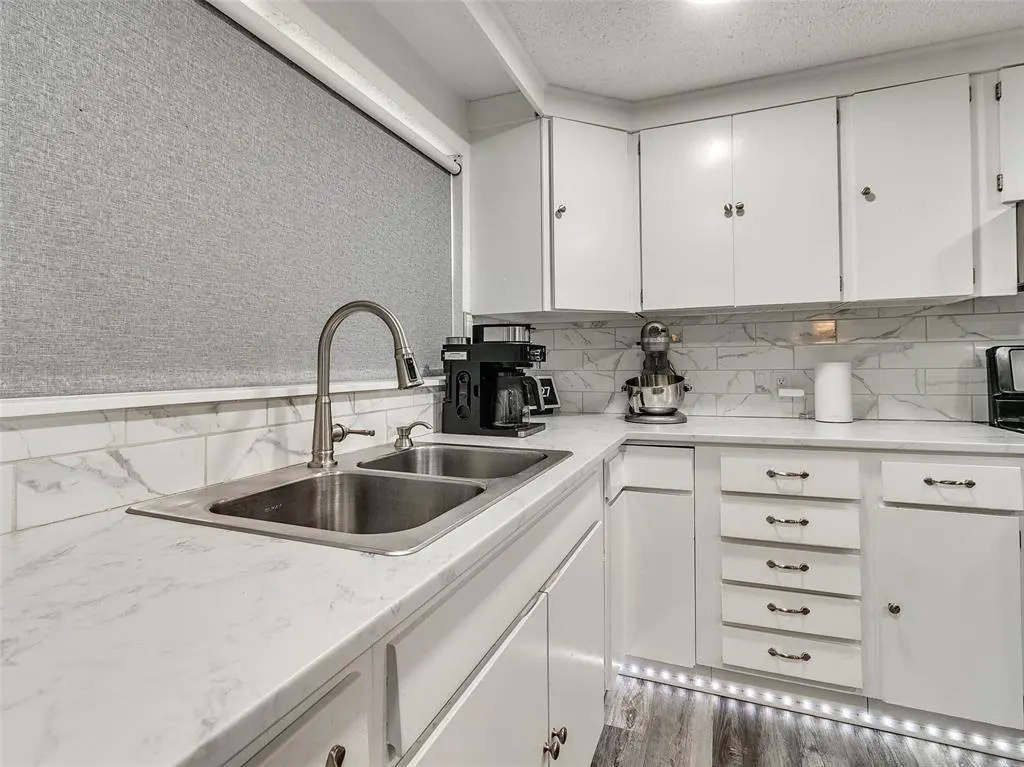 Photo 21 — 701 S Second Avenue, Stroud, OK 74079
