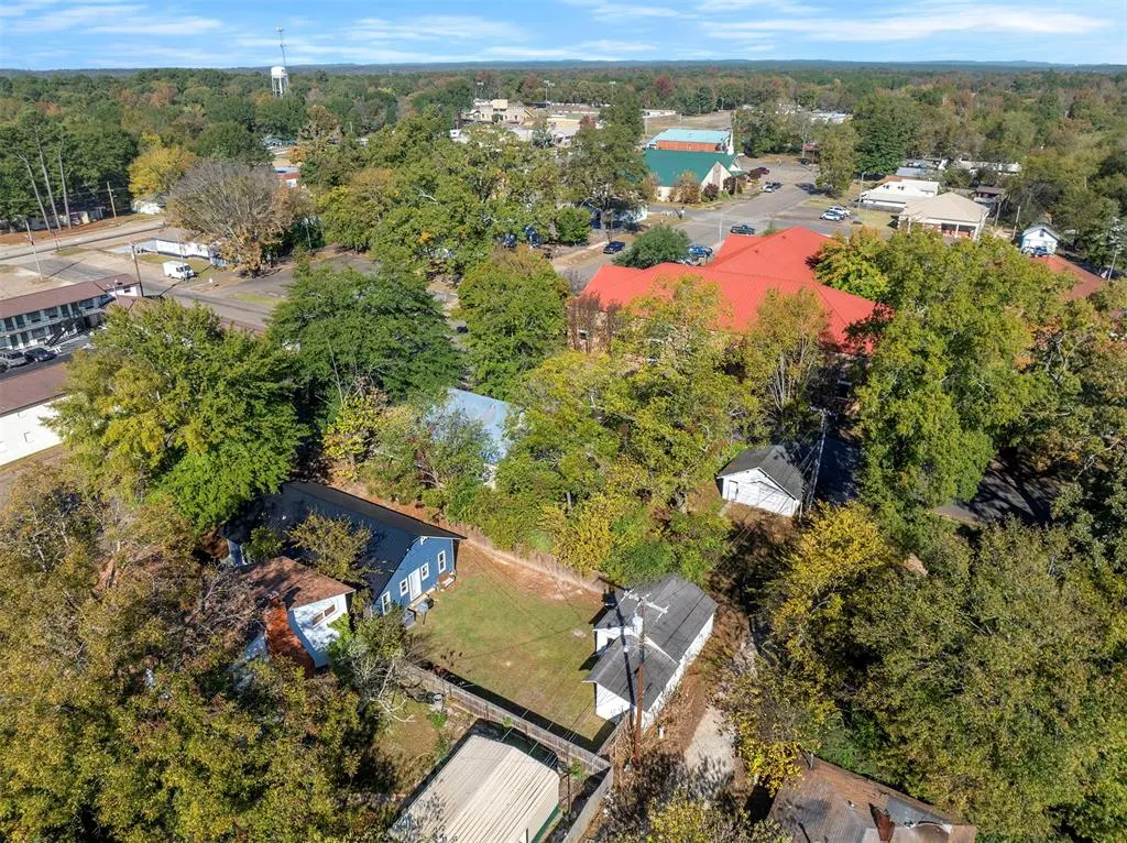Photo 10 — 316 N Broadway Street, Broken Bow, OK 74728