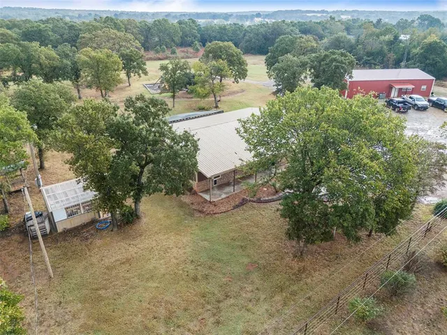Photo 5 — 960402 S 3340 Road, Wellston, OK 74881