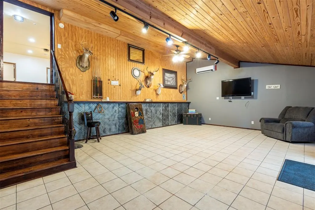 Photo 29 — 960402 S 3340 Road, Wellston, OK 74881