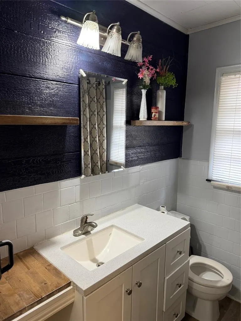 Photo 15 — 300 E Broadway Street, Wetumka, OK 74883
