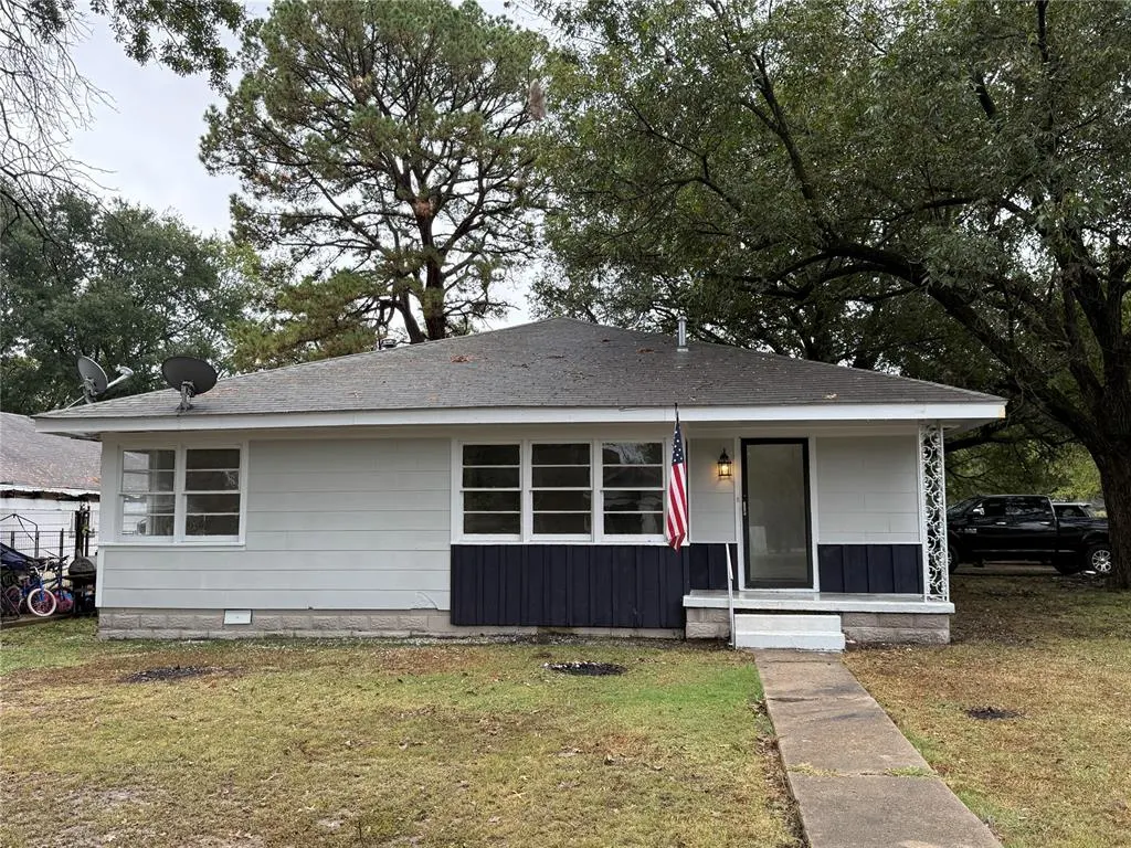 Photo 23 — 300 E Broadway Street, Wetumka, OK 74883