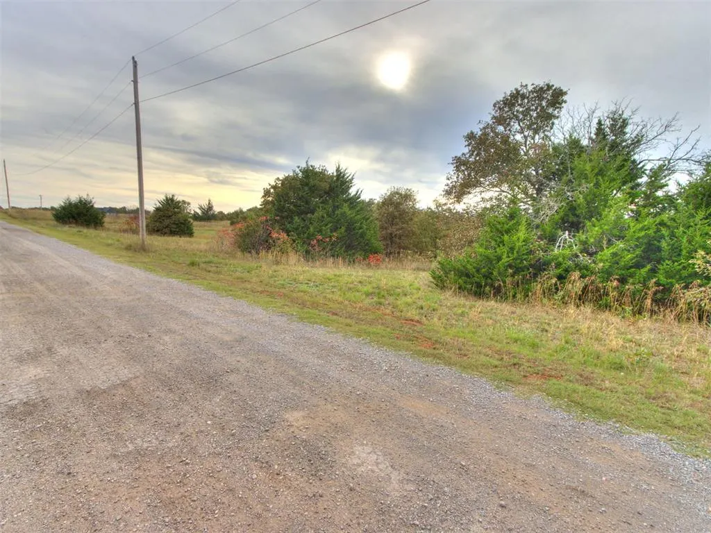 Photo 12 — 21 Rockys Way, Arcadia, OK 73007