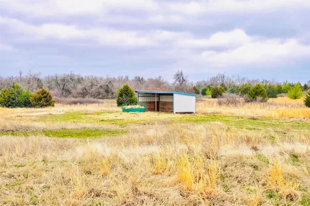 Photo 8 — 330431 E Highway 62, Harrah, OK 73045
