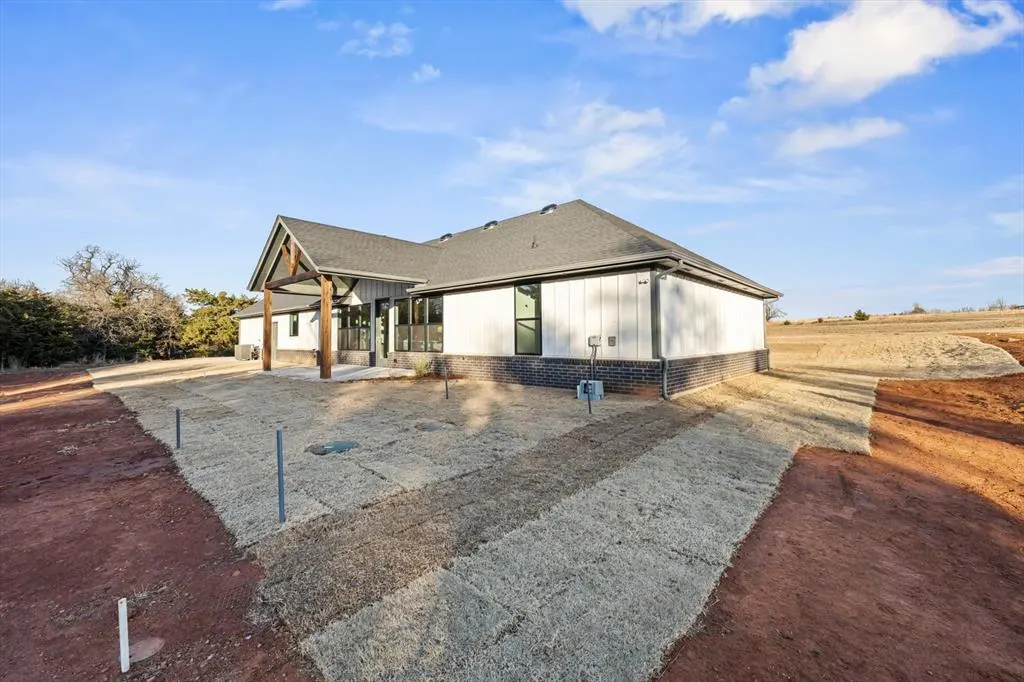 Photo 37 — 881 Meadow  Park Drive, Guthrie, OK 73044