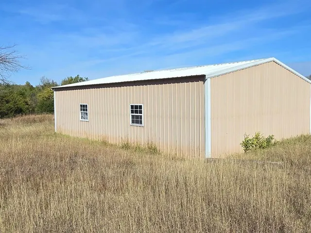 Photo 3 — 29201 Deer Creek Road, Stillwater, OK 74075