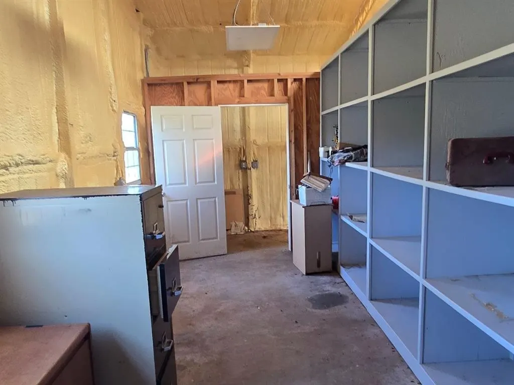 Photo 10 — 29201 Deer Creek Road, Stillwater, OK 74075