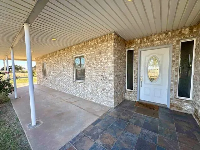 Photo 2 — 38108 County Street 2650, Anadarko, OK 73005