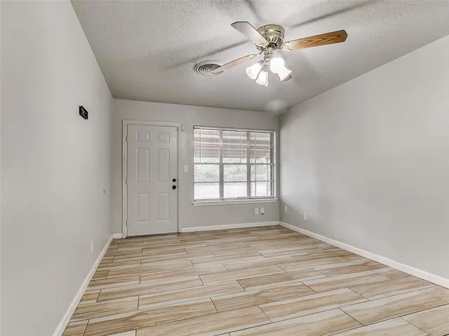 Photo 6 — 809 Oliver Street, Norman, OK 73071