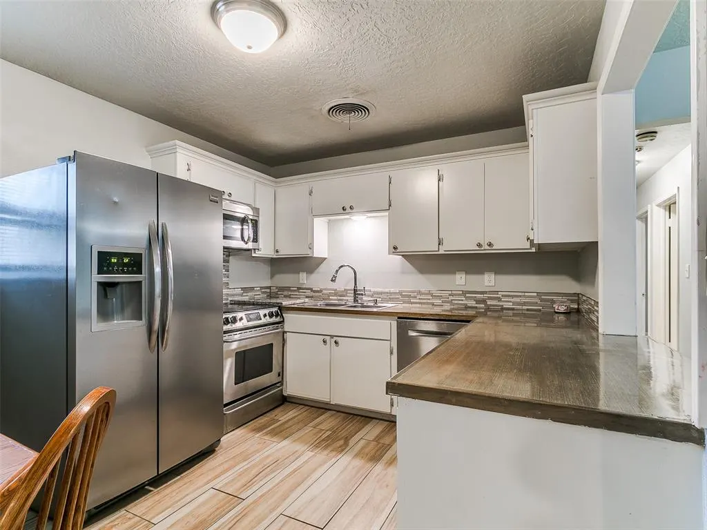 Photo 12 — 809 Oliver Street, Norman, OK 73071