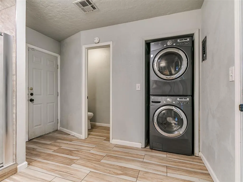Photo 24 — 809 Oliver Street, Norman, OK 73071