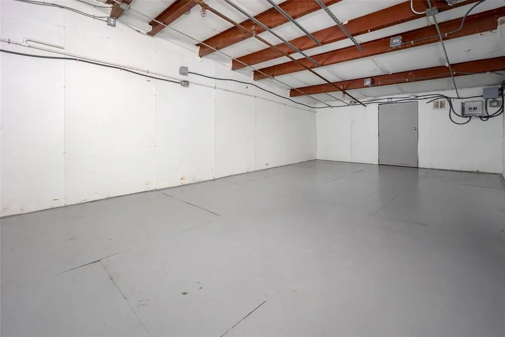 Photo 18 — 6825 W Wilshire Boulevard, Oklahoma City, OK 73132