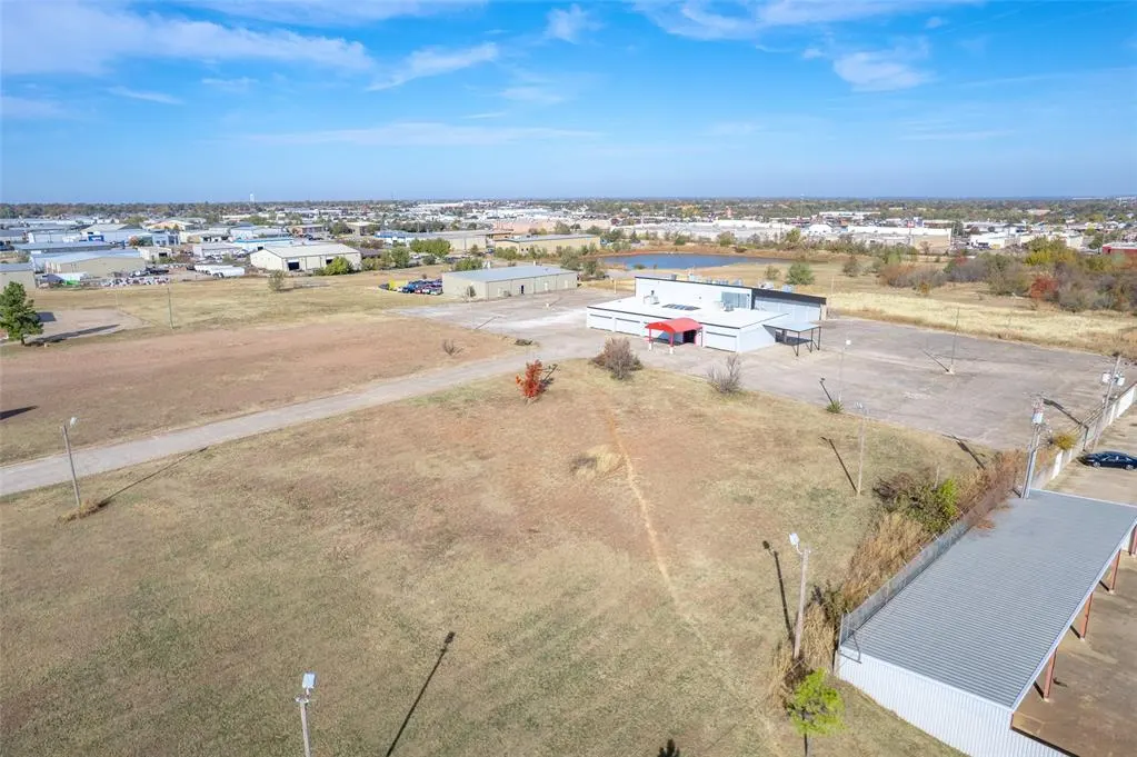 Photo 42 — 6825 W Wilshire Boulevard, Oklahoma City, OK 73132